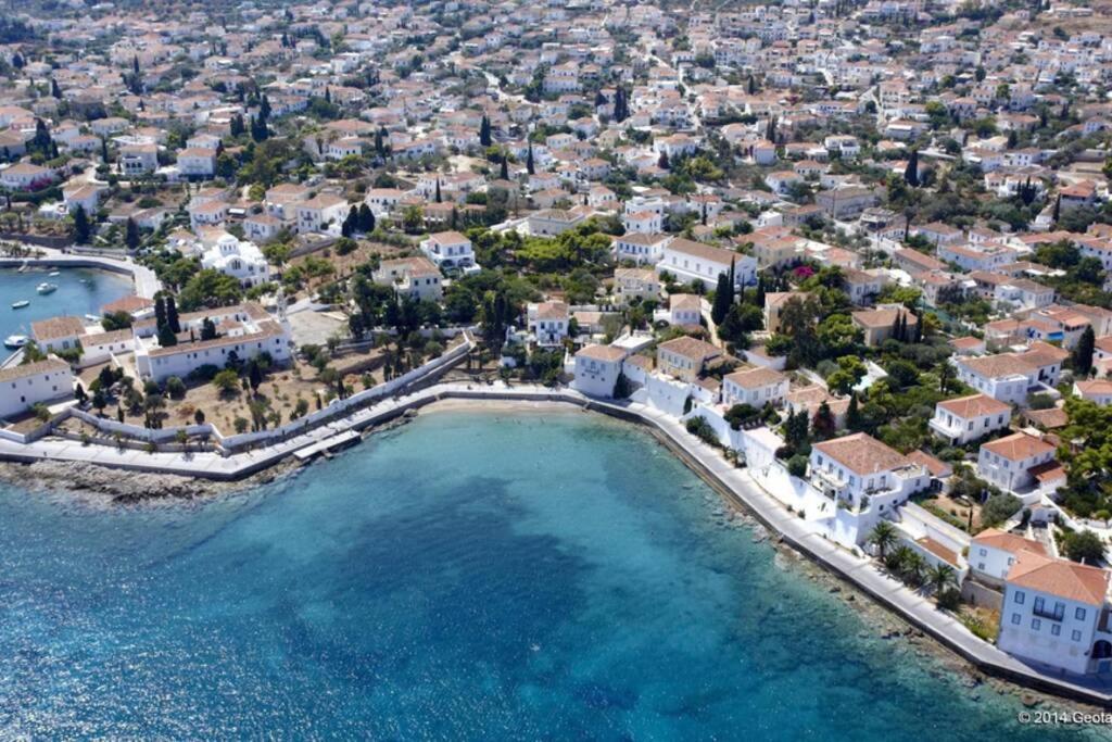 Sunblaze Studios1 Spetses Bagian luar foto
